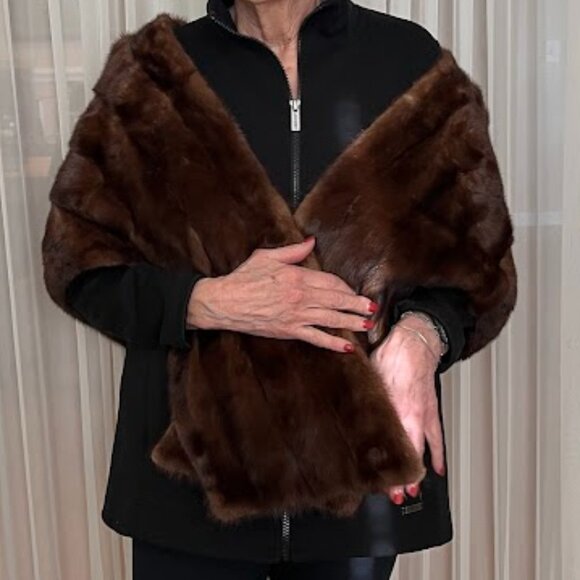 Genuine Mink Stole - Chocolate Brown - One Size Fits All - Picture 4 of 5